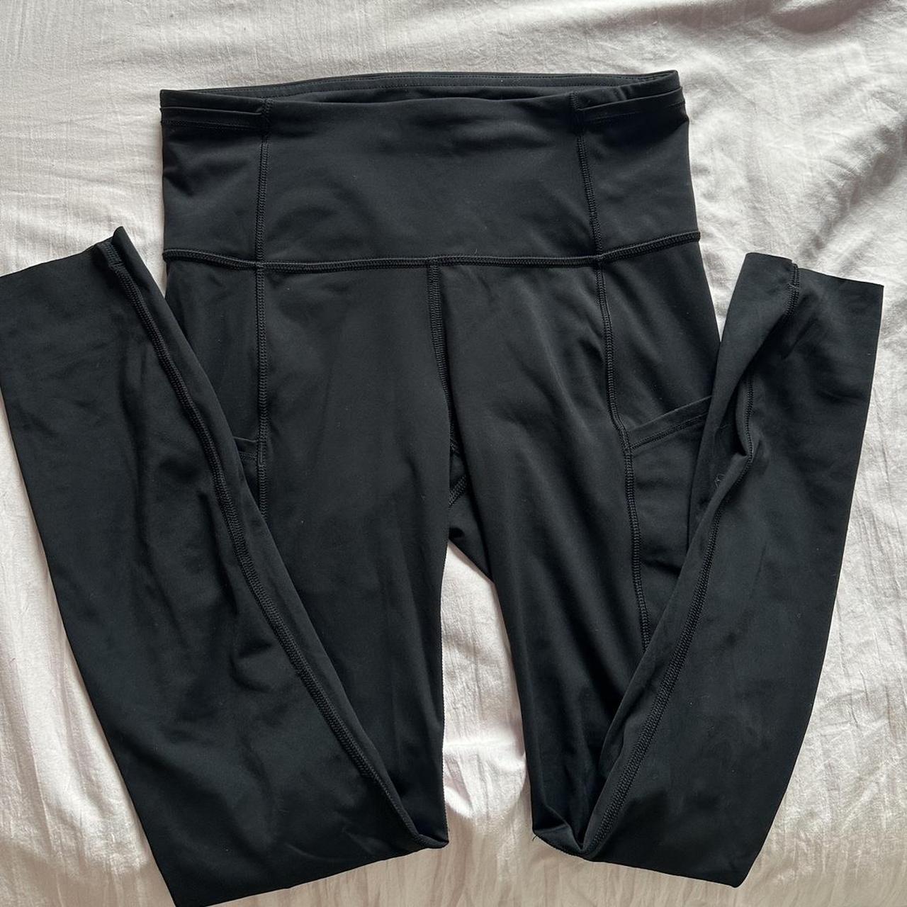 Lululemon fast & free black leggings Lulu size 4 - Depop