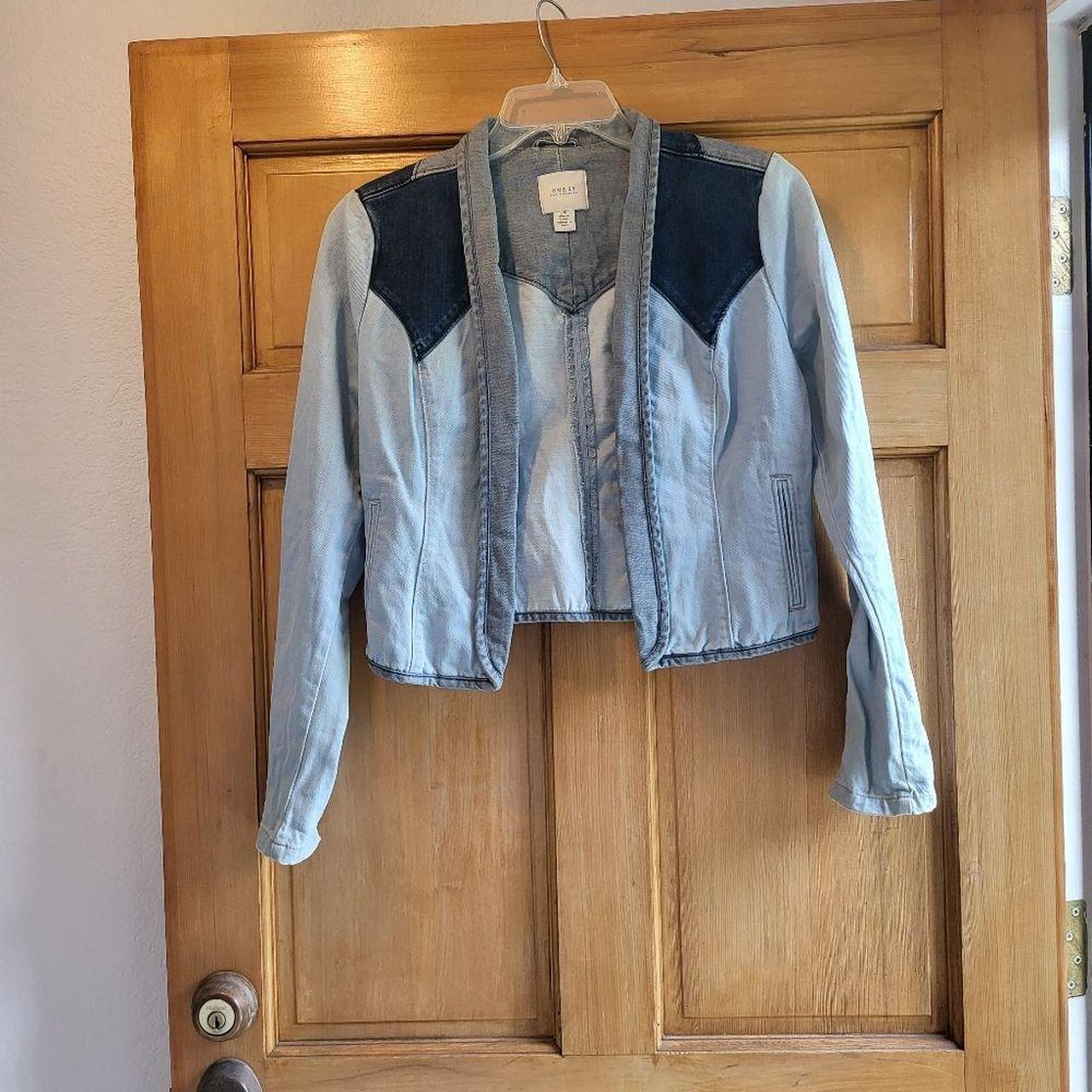 item listed by stuffmikifinds