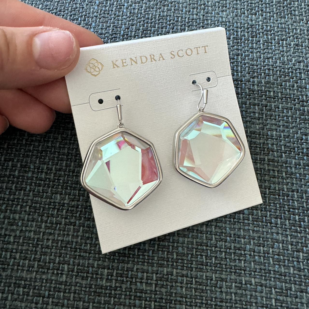 Kendra Scott Vanessa drop hotsell earrings and pendant necklace