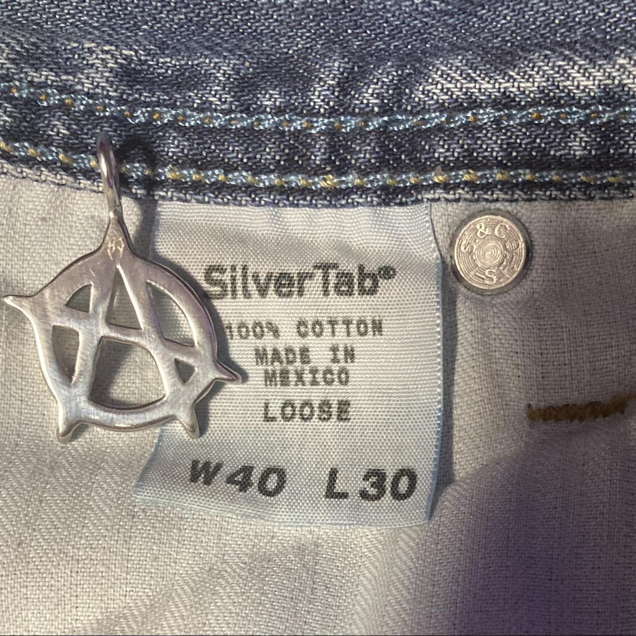 Vintage Levi's SilverTab Loose Jeans Size 40W x... - Depop