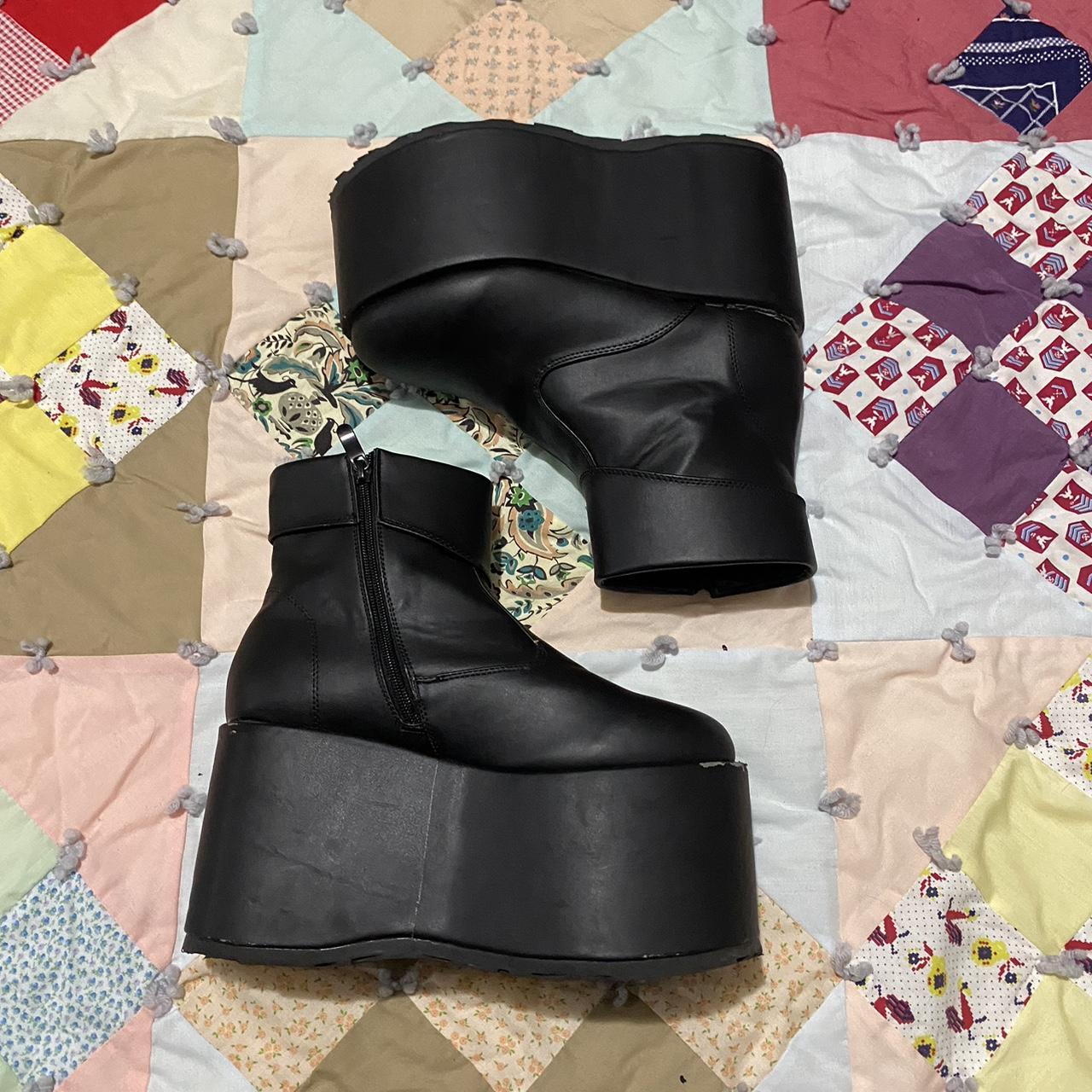 platforms boots near me