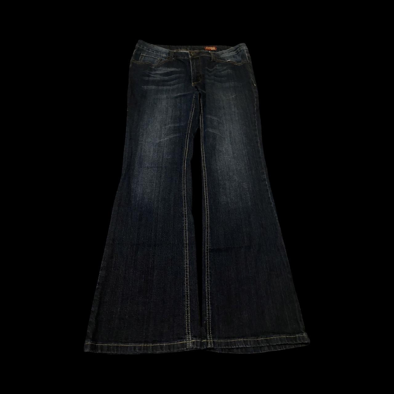 item listed by vogum