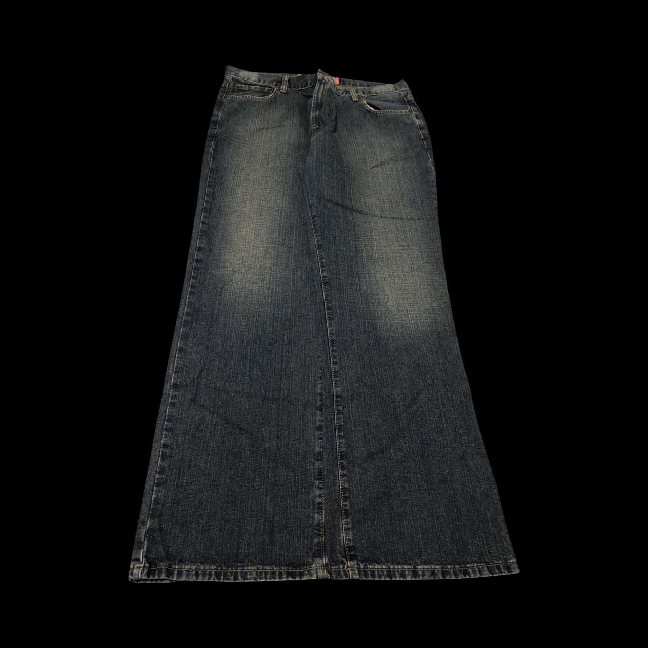 item listed by vogum