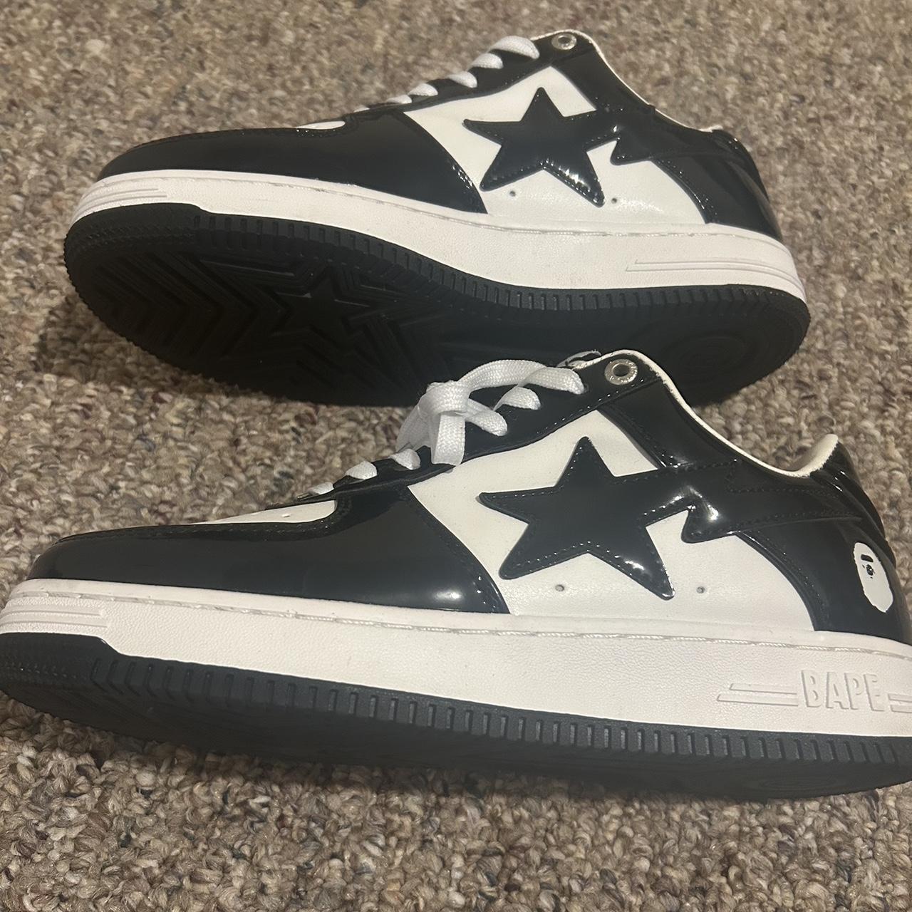 Black n white Bapestas with no box - Depop