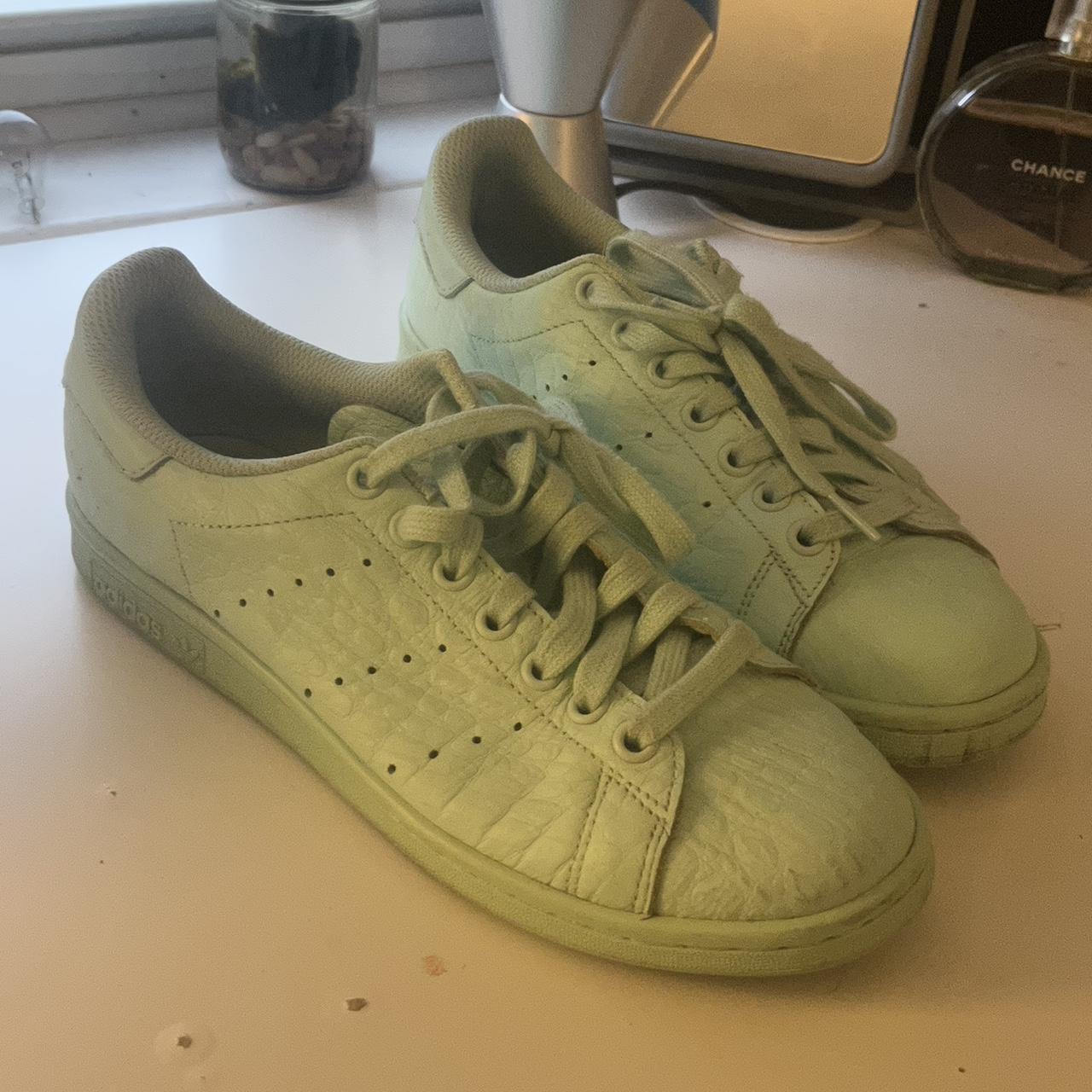 Adidas Mint Green Shoes Womens Size 7 Stan Smith... - Depop