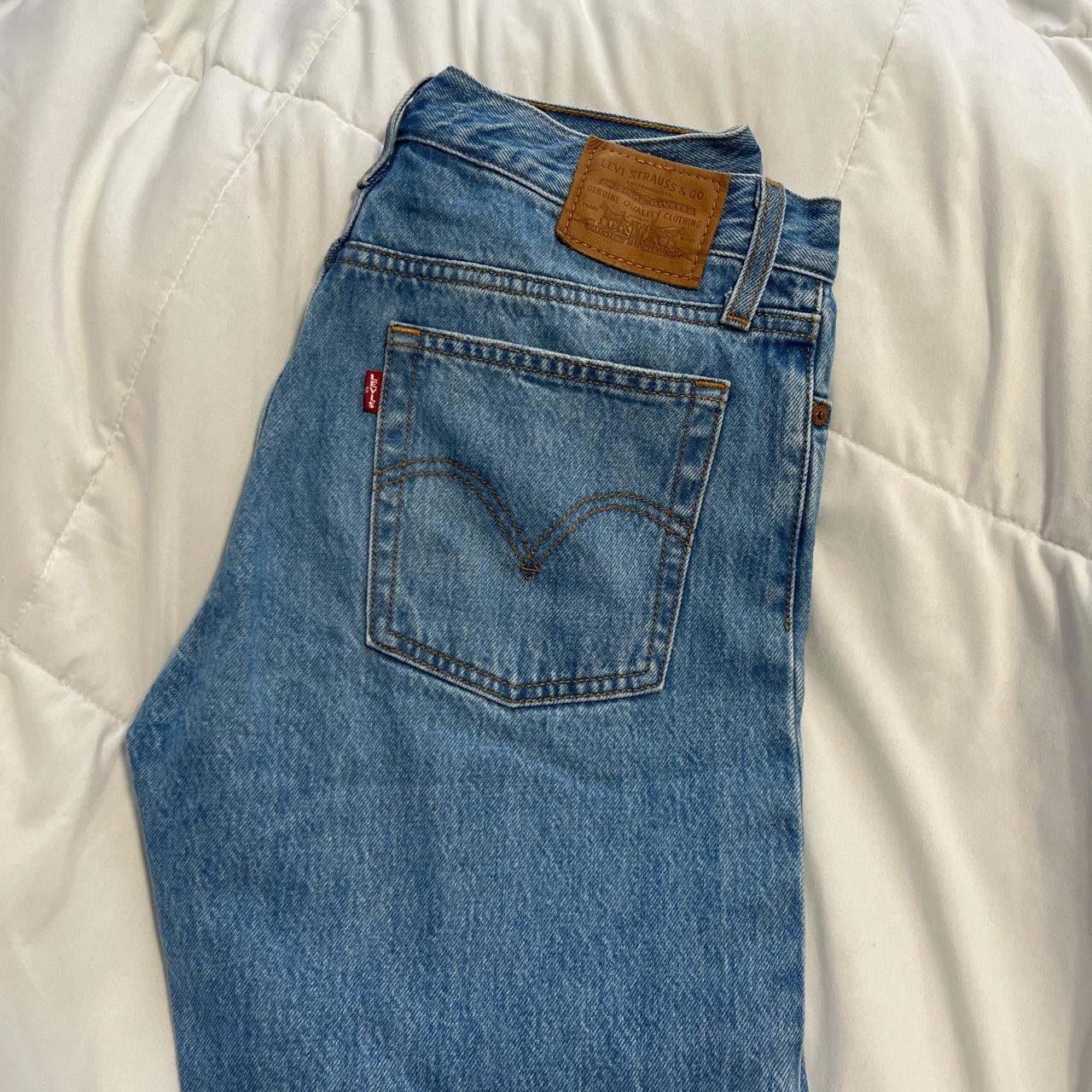 Levi’s Wedgie Denim Jeans Size 27 - Depop