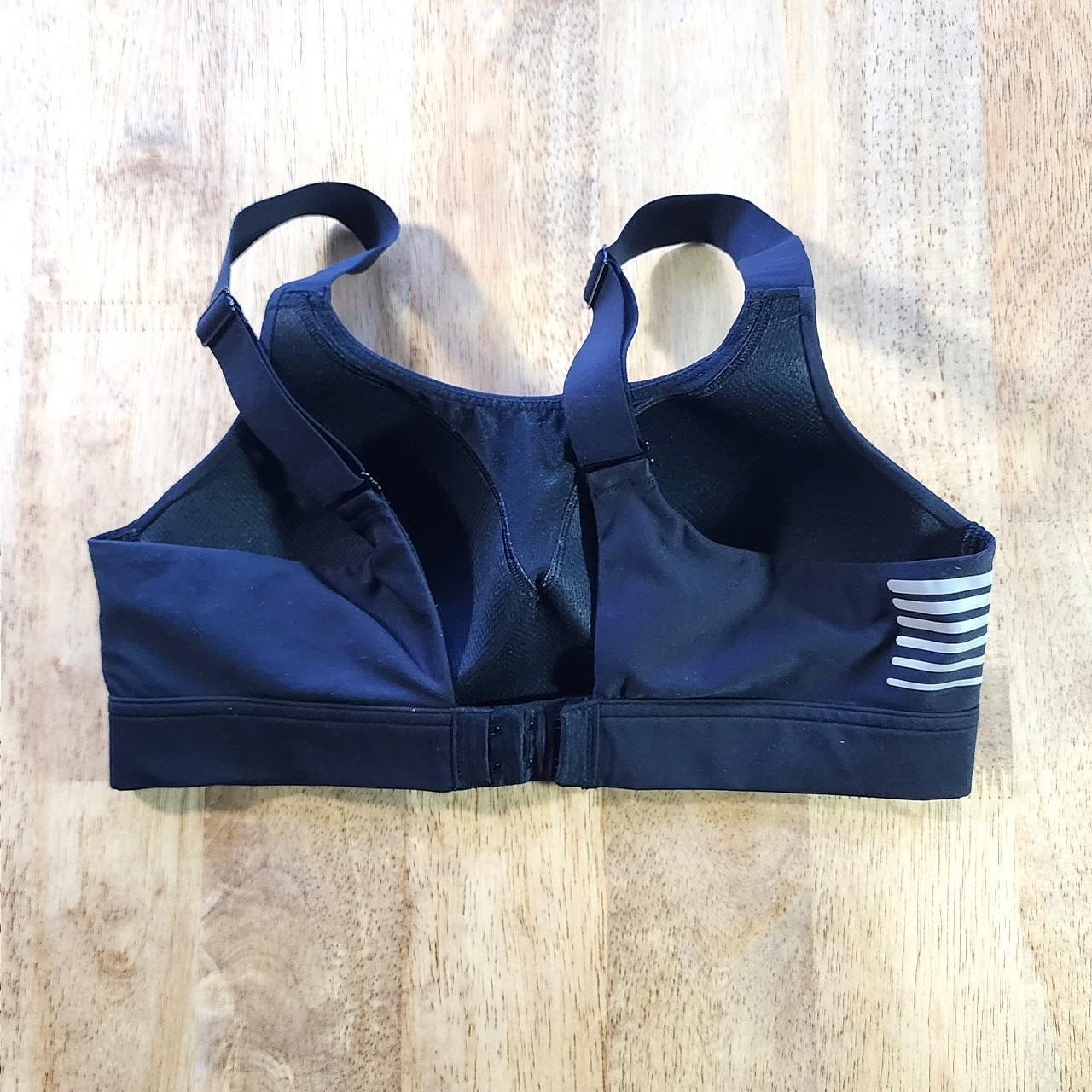 Brand new with tags under armour sports bra Size - Depop