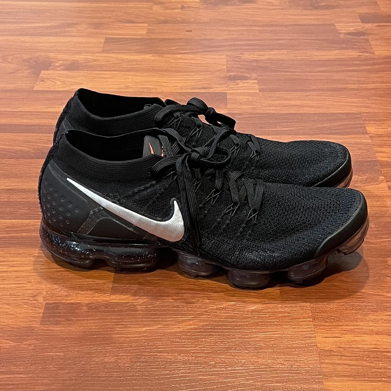 Nike vapormax flyknit 2 black white tick best sale