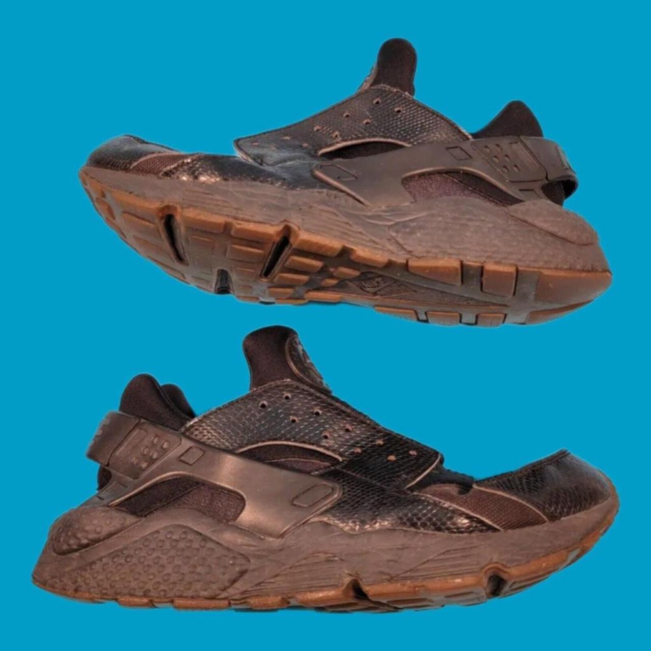 Air clearance huarache snakeskin