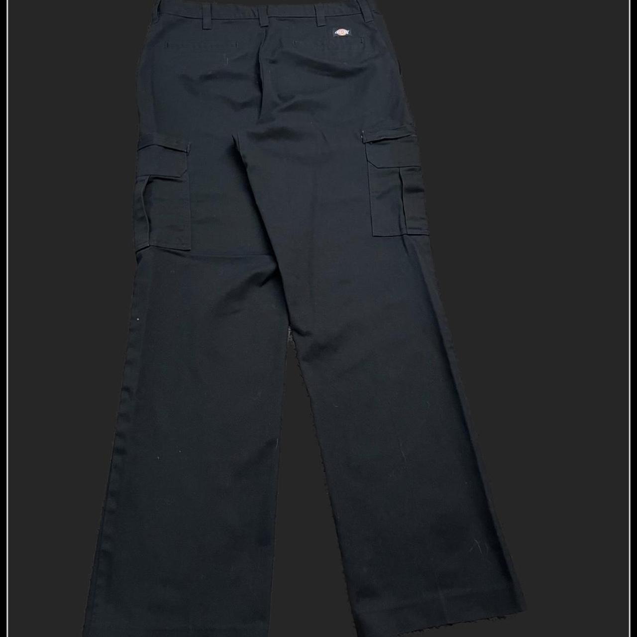 Thrifted black Dickies cargo pants🖤 Depop