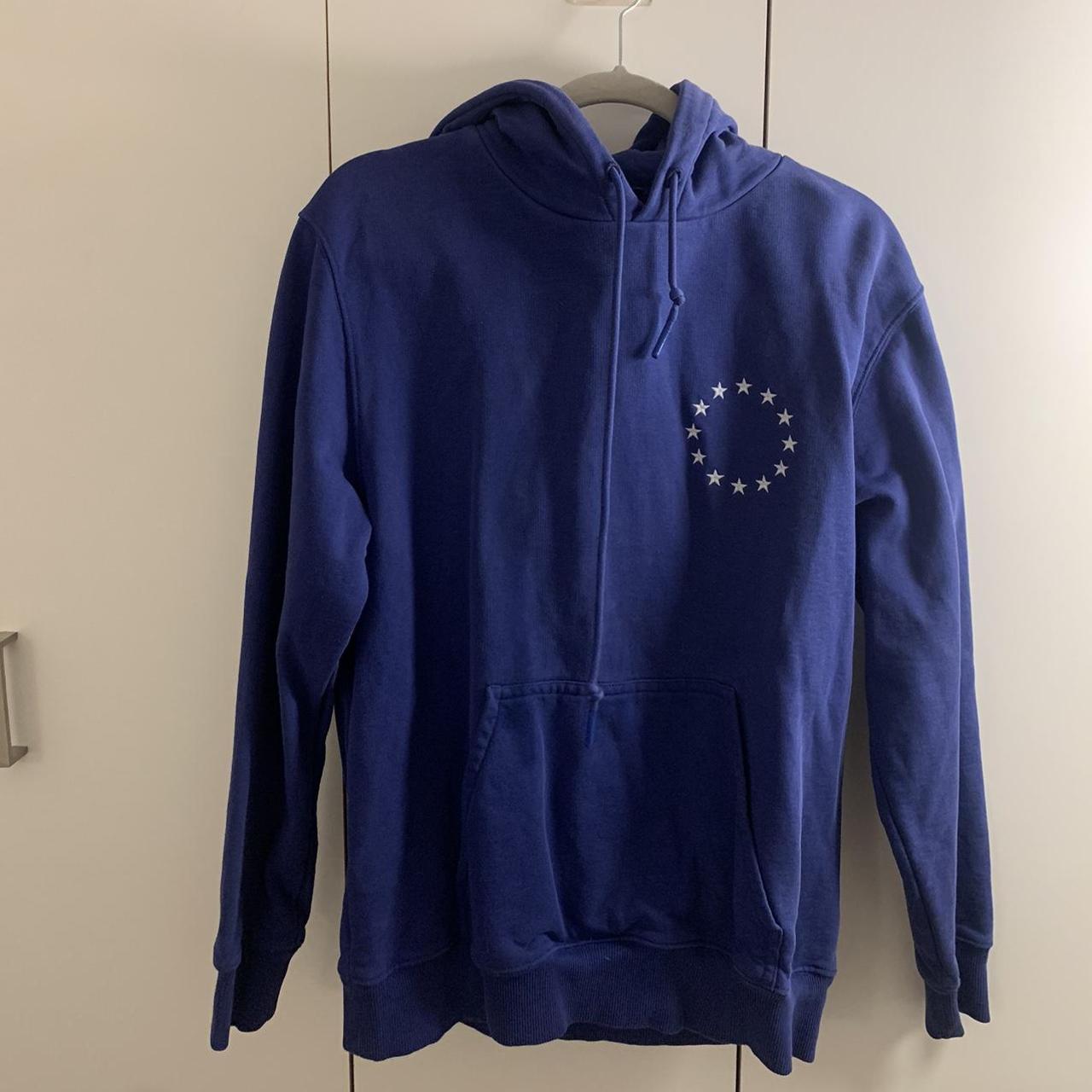 Études Men's Navy and Blue Hoodie