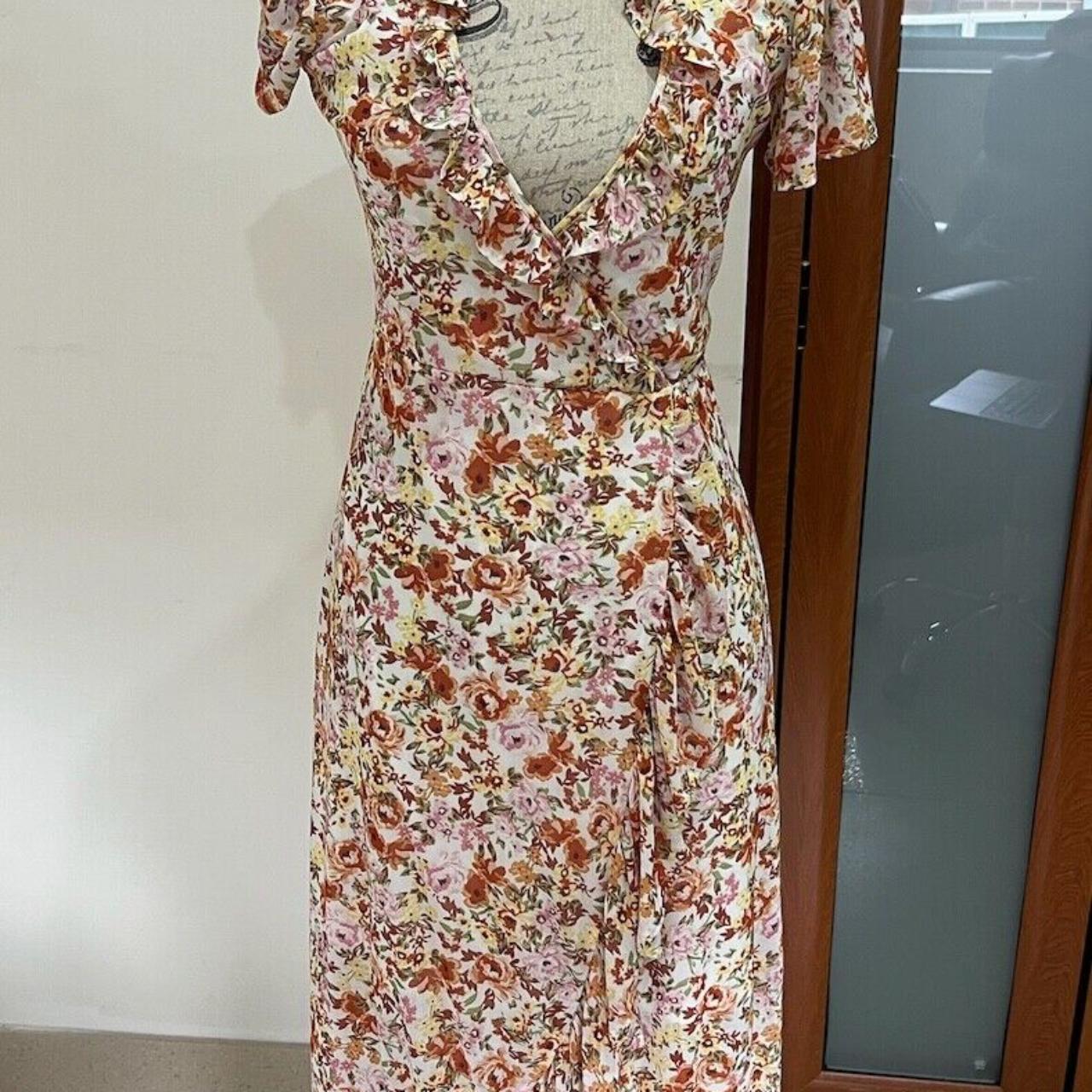 Sportsgirl Wrap Floral Dress Long size xls stretchy... Depop