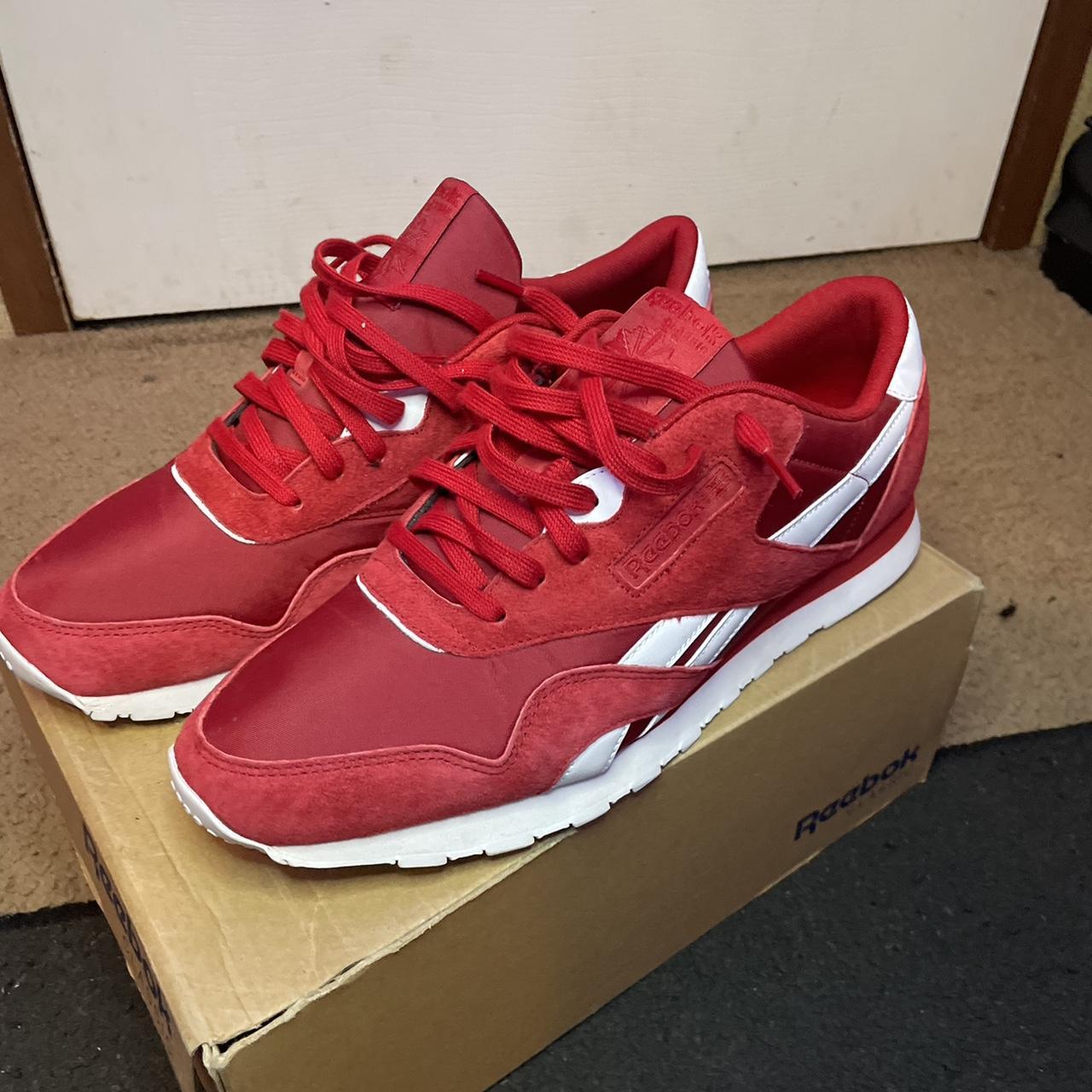 Reebok classic deals nylon mens red