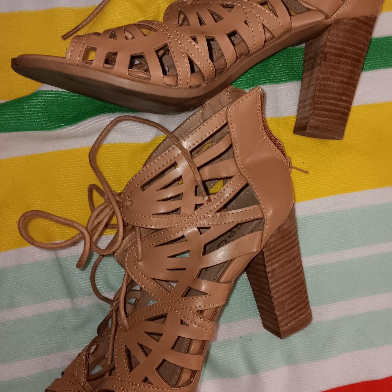 Report store gladiator sandals