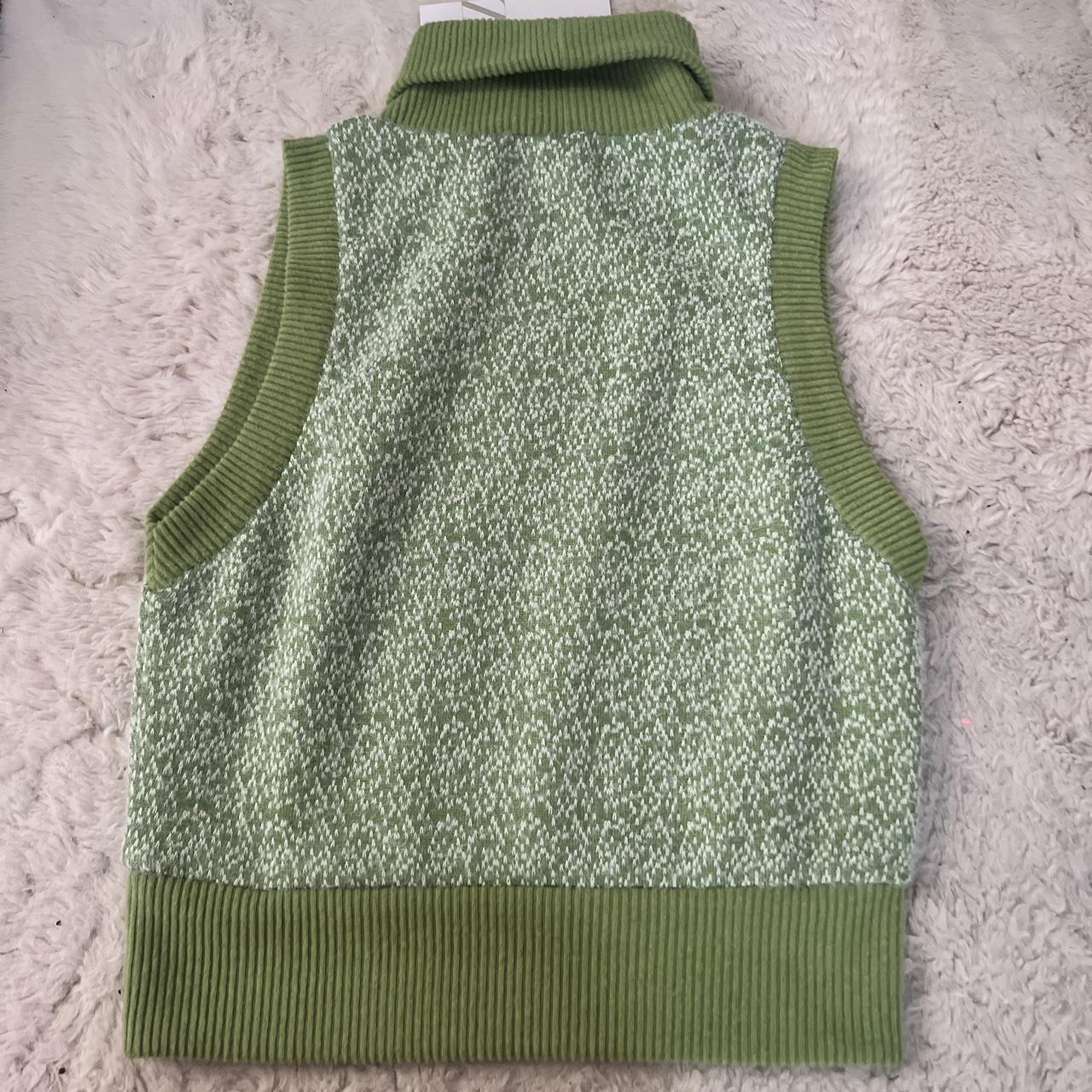 Zara Women's Green Jumper | Depop