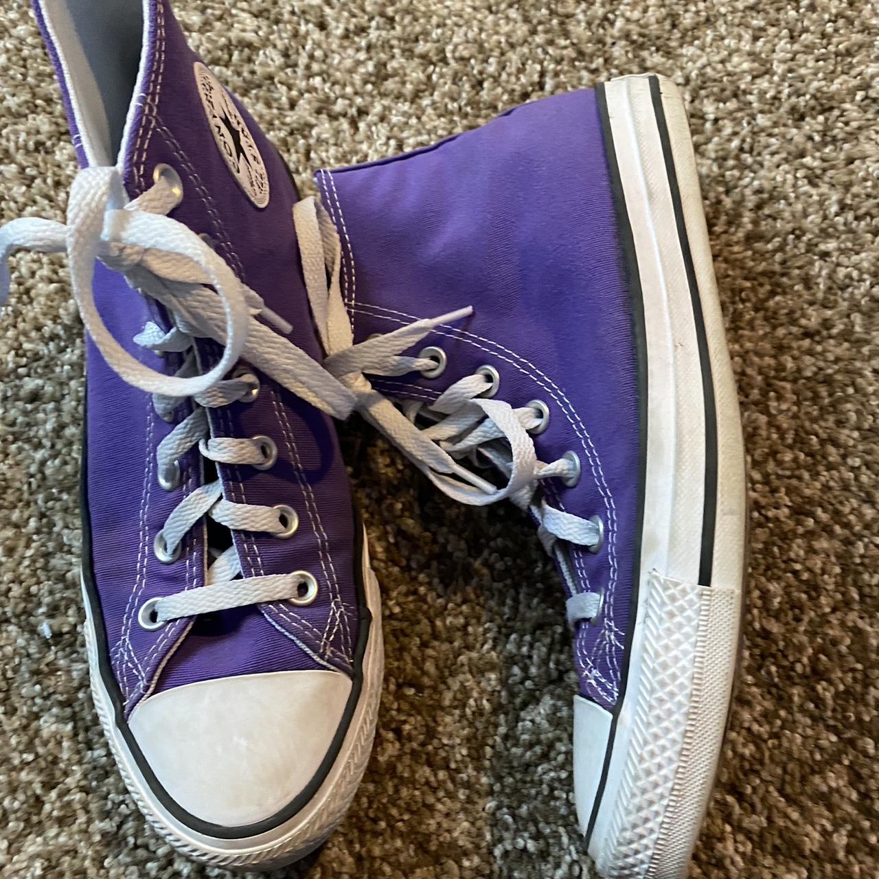 Converse Women's Purple Trainers | Depop