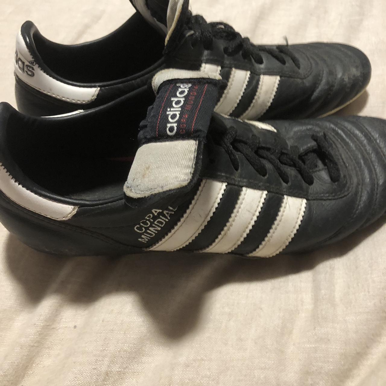 Adidas Men's Black and White Boots | Depop