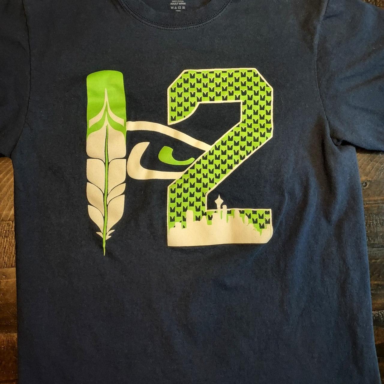 Seattle Seahawks t-shirt - men's large - Depop