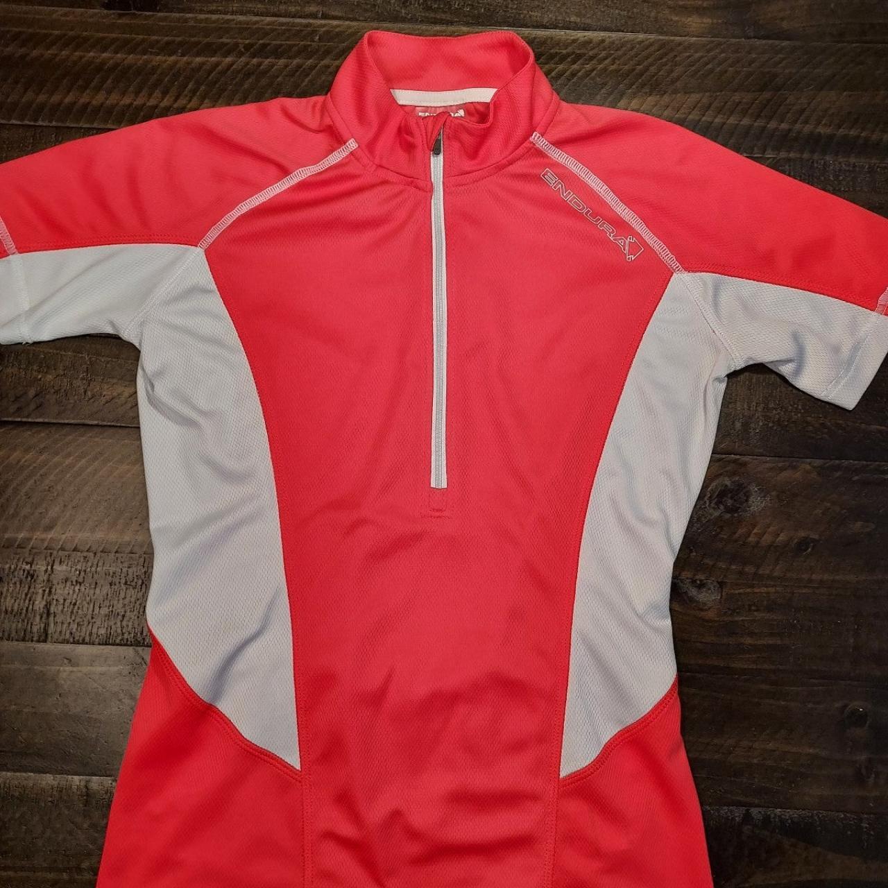 endura cycling top