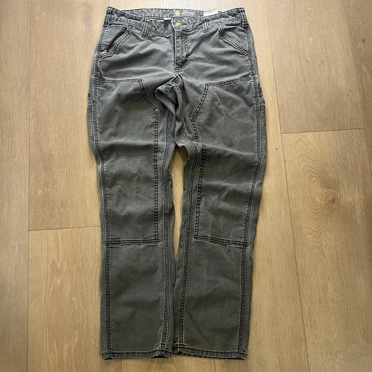 Green pants-women - Depop