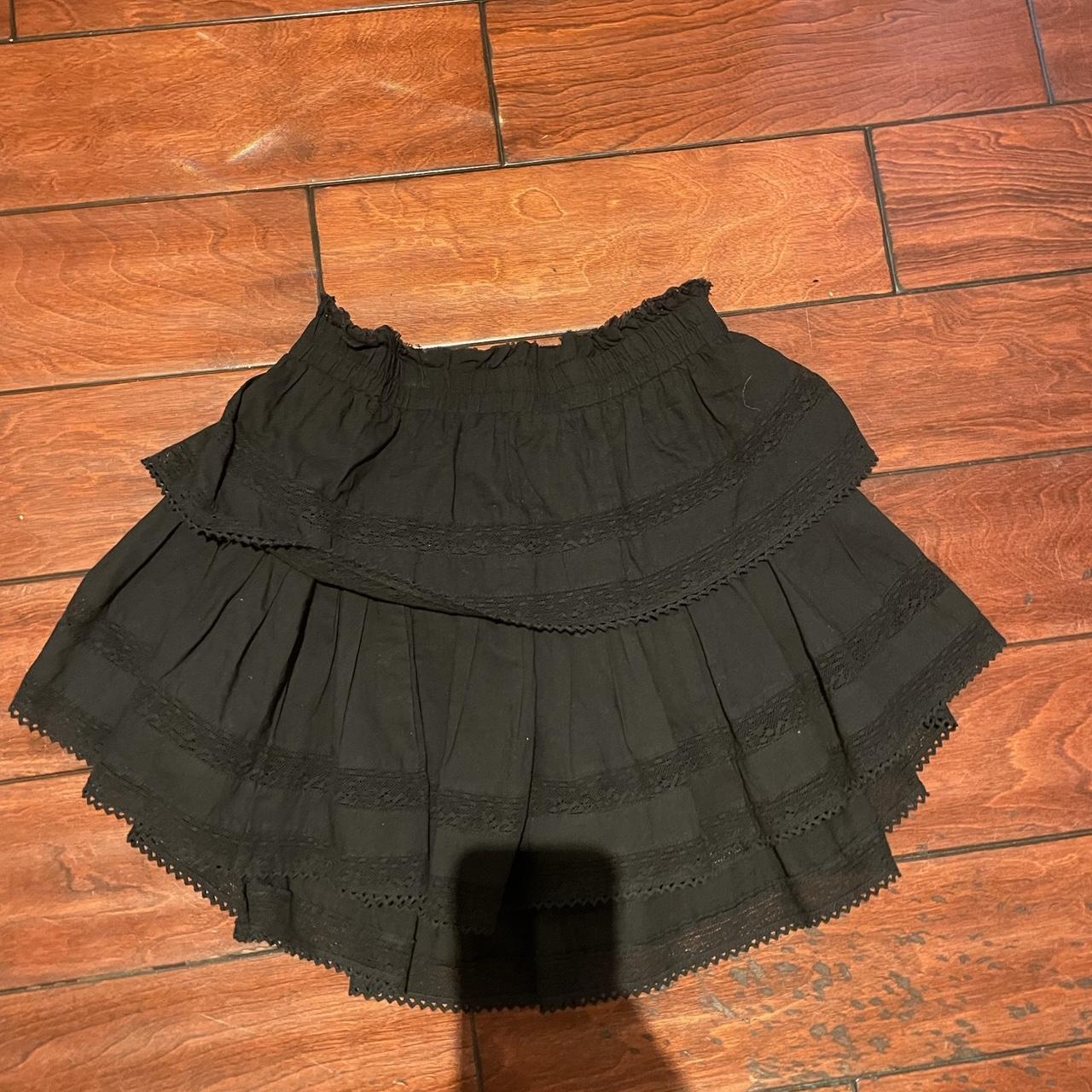 LoveShackFancy Women's Skirt Depop