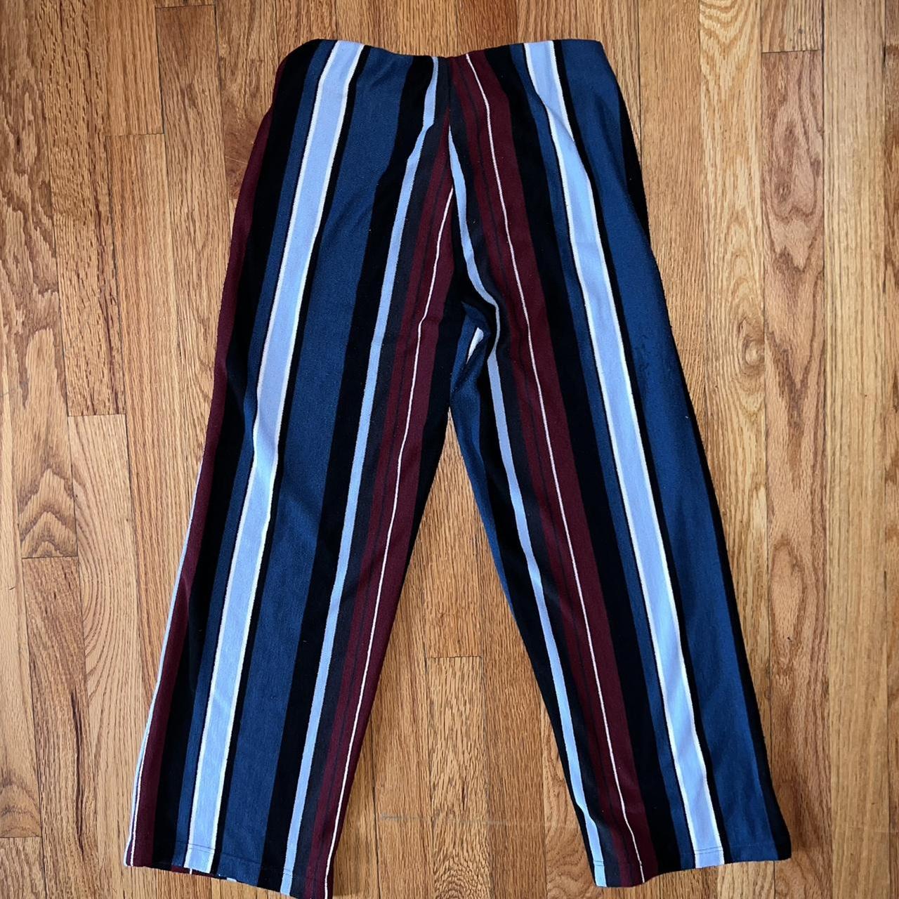 UO Ant 70s Inspired Knit Cropped Pant Size XS - Depop