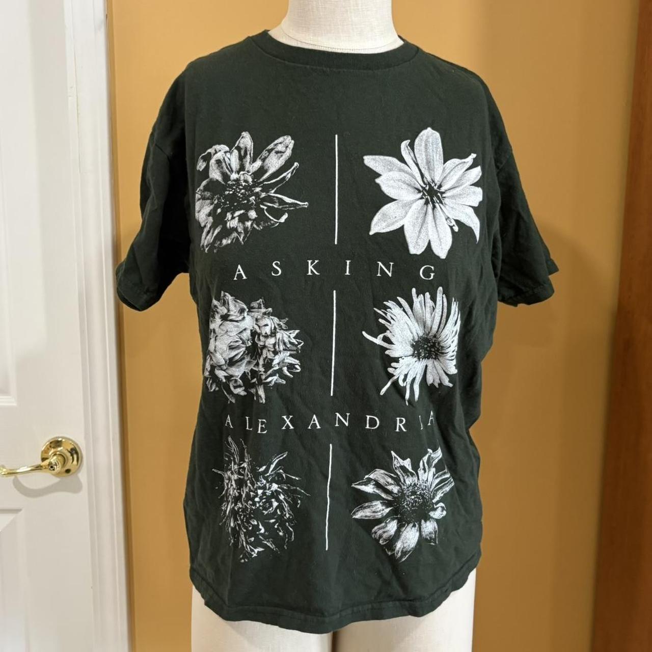 item listed by alaina_batman