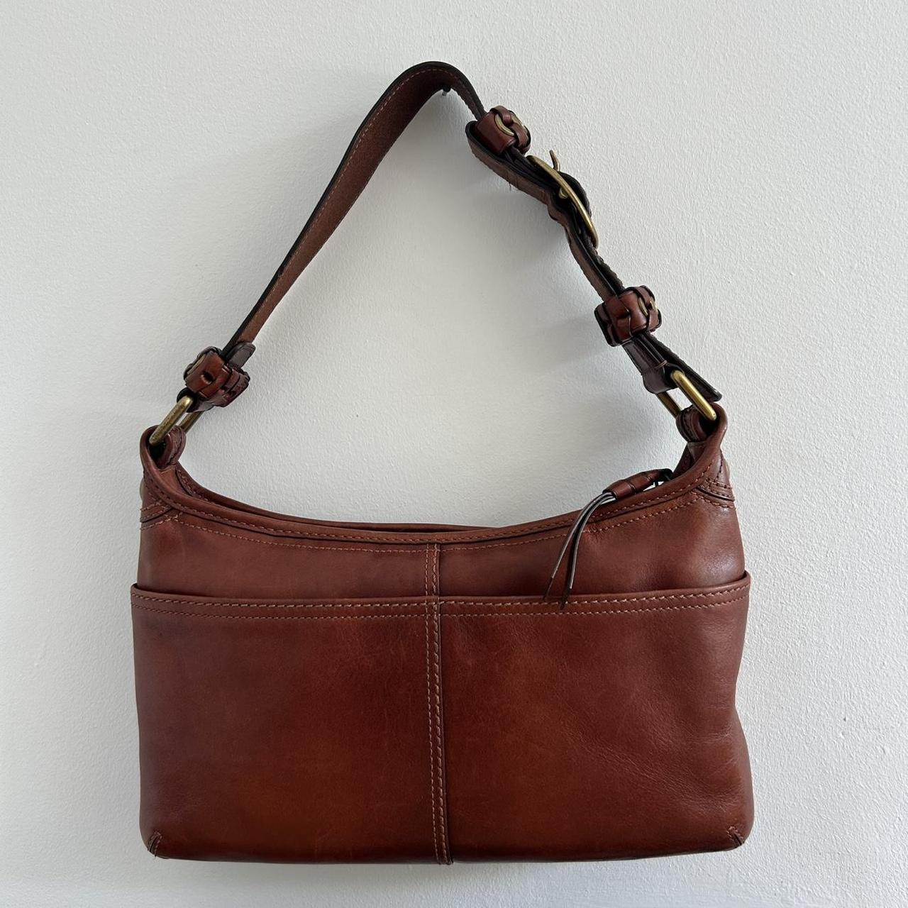 item listed by anyasvtg
