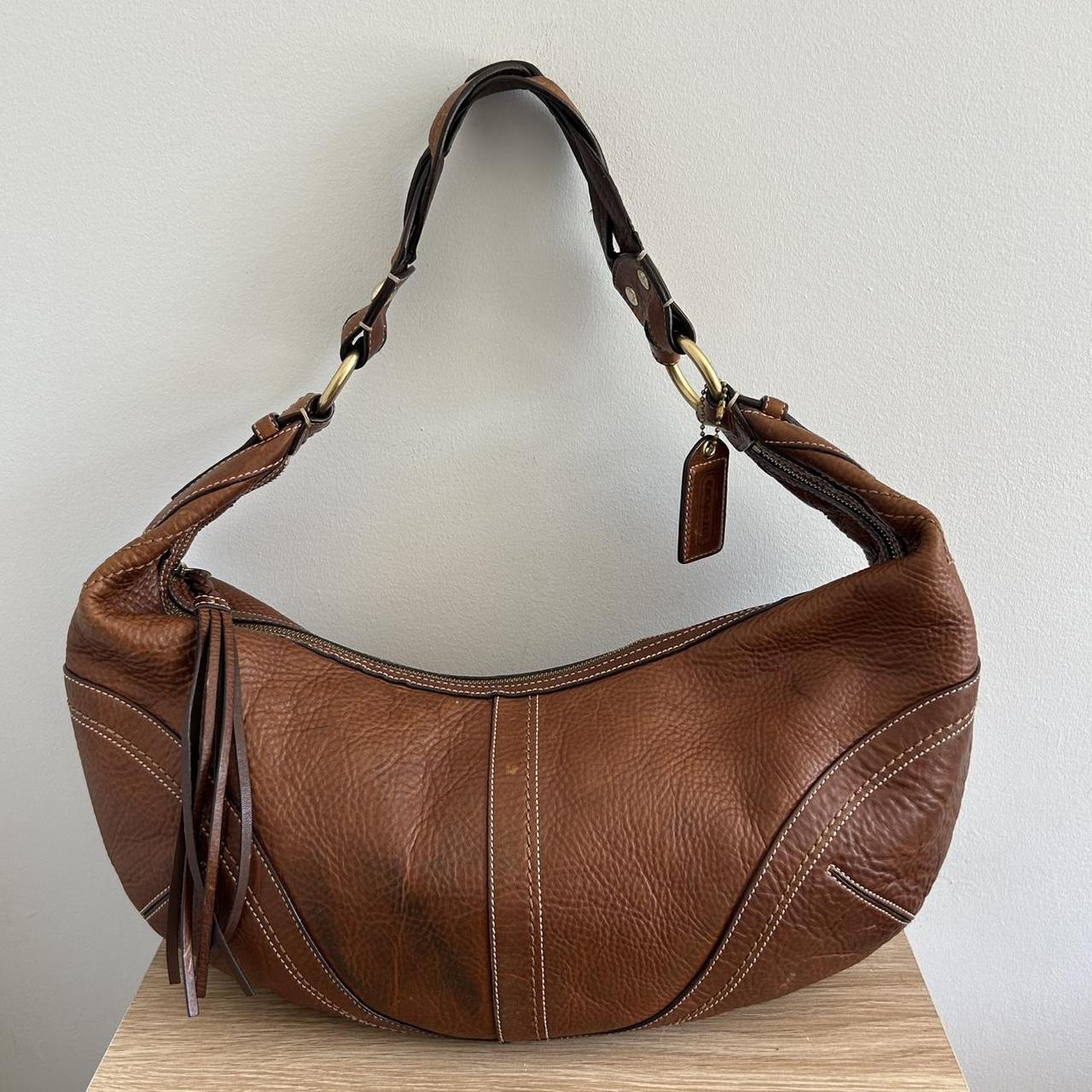 item listed by anyasvtg
