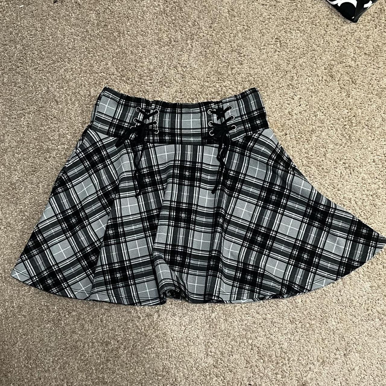 Grey Plaid Skirt Only worn once Brand new... - Depop