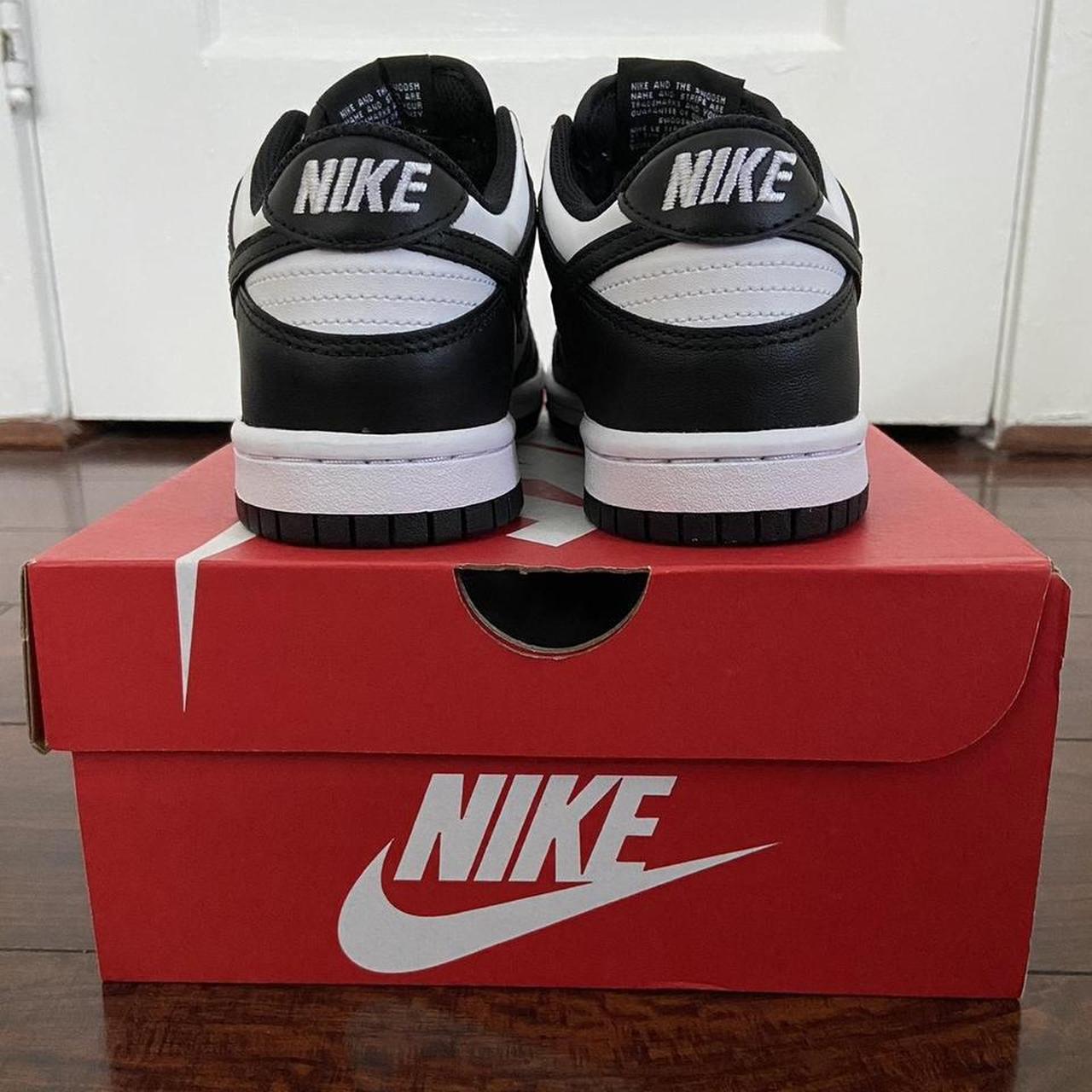 black and white dunks 7y