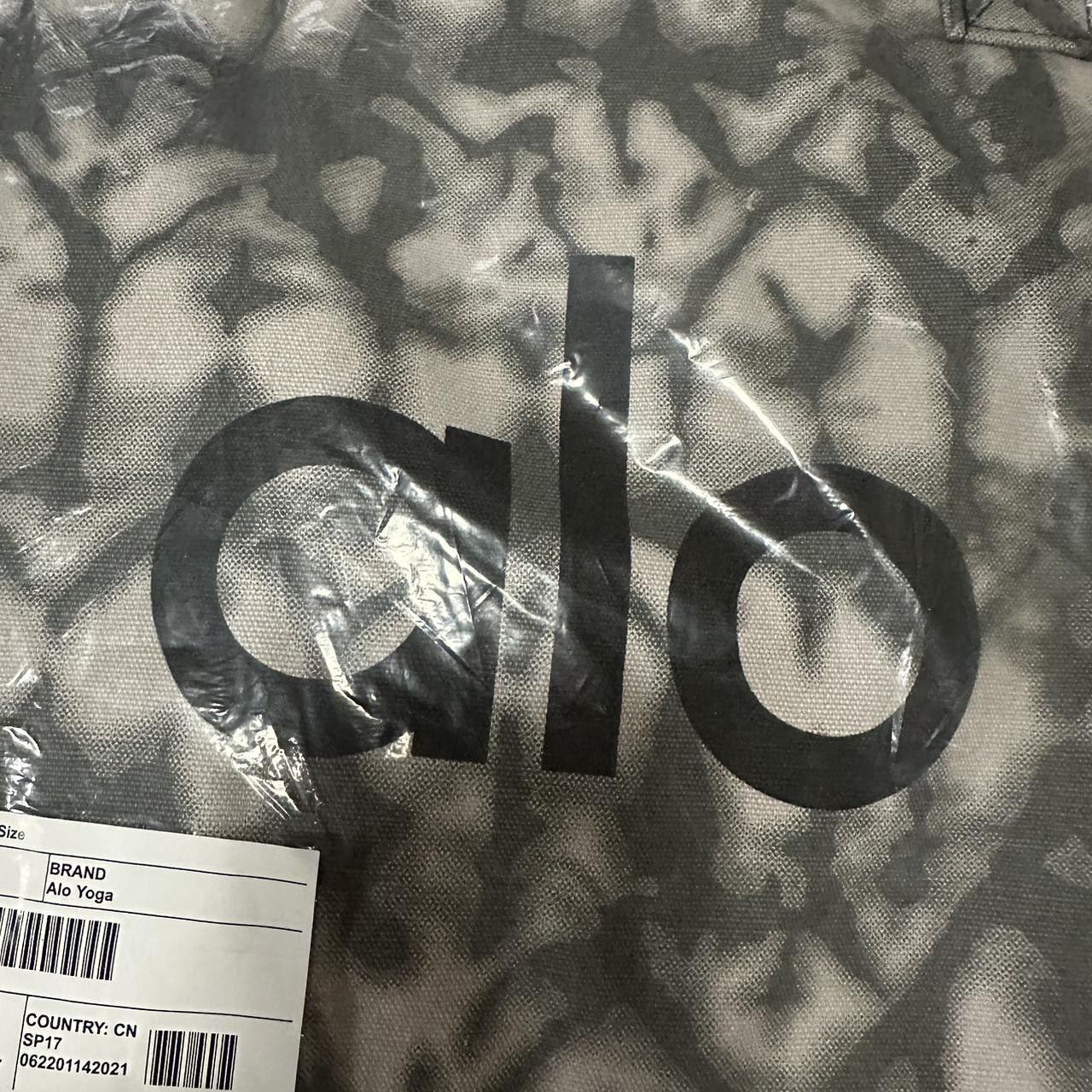 Alo yoga tote bag ️ Depop