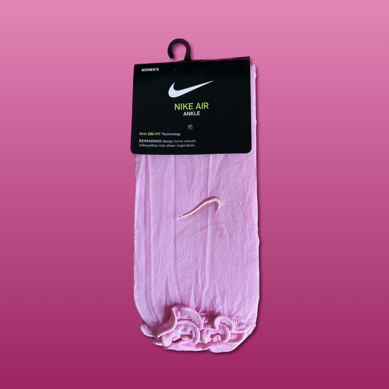 sheer nike socks