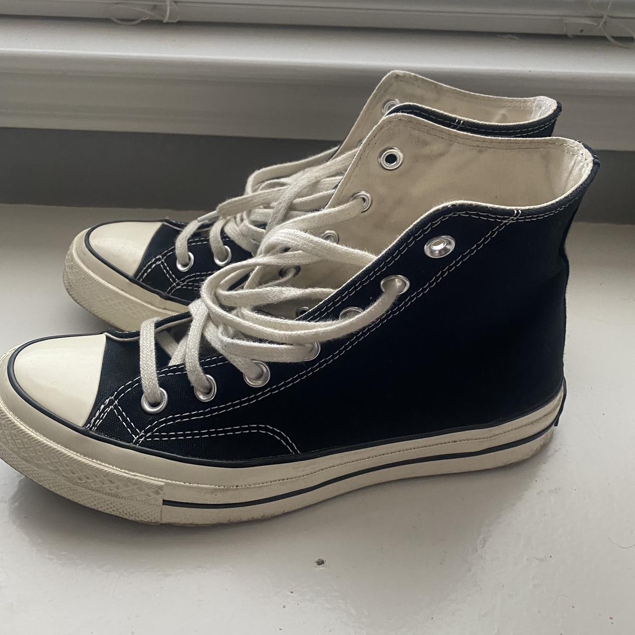 Black chuck Taylor’s Men’s 6 Woman’s 8 - Depop