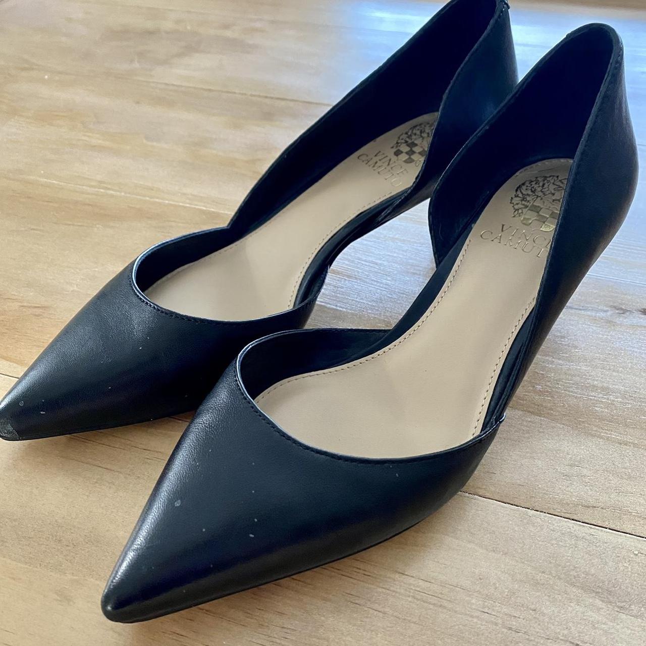 Vince camuto hot sale kitten heels