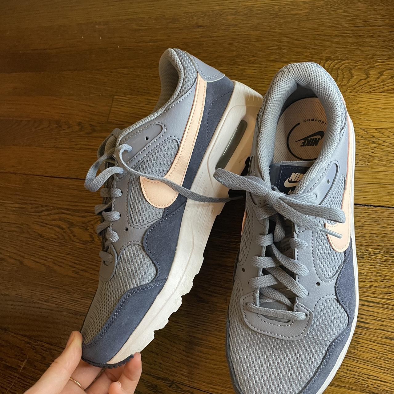 womens nike air max blue and pink