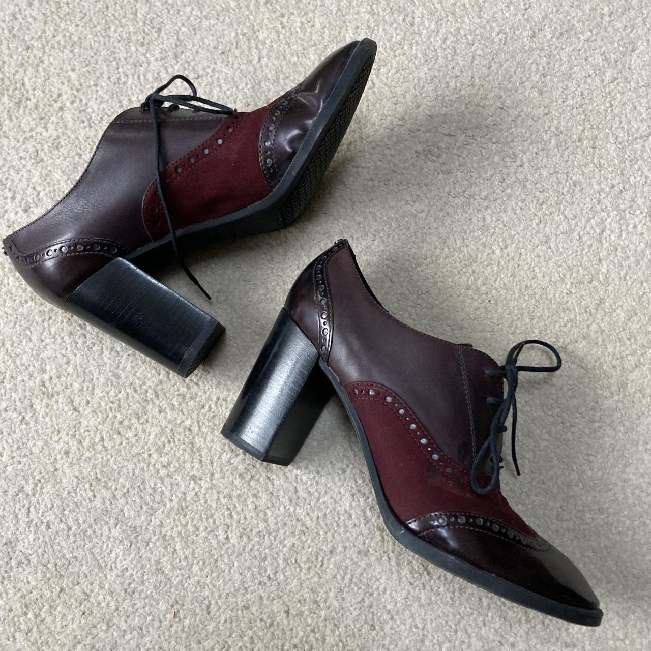 Geox 2024 burgundy shoes