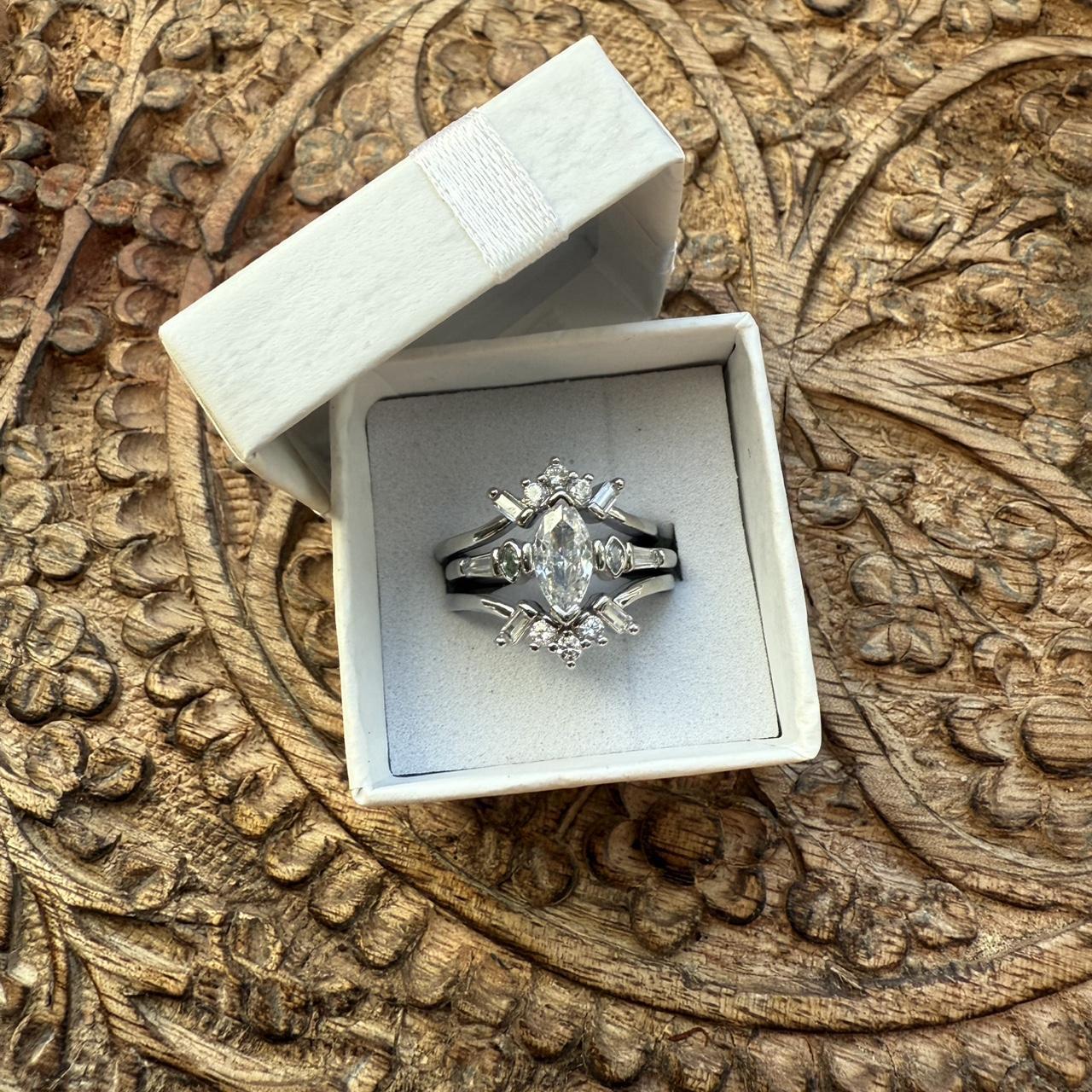 Women's Ring - Silver – Gorgeous stacking ring se… - image 1