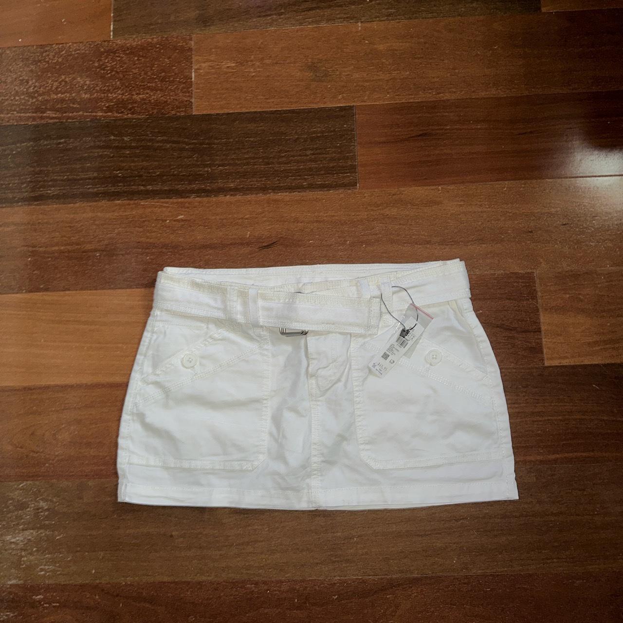 Really cute white mini skirt from garage Depop