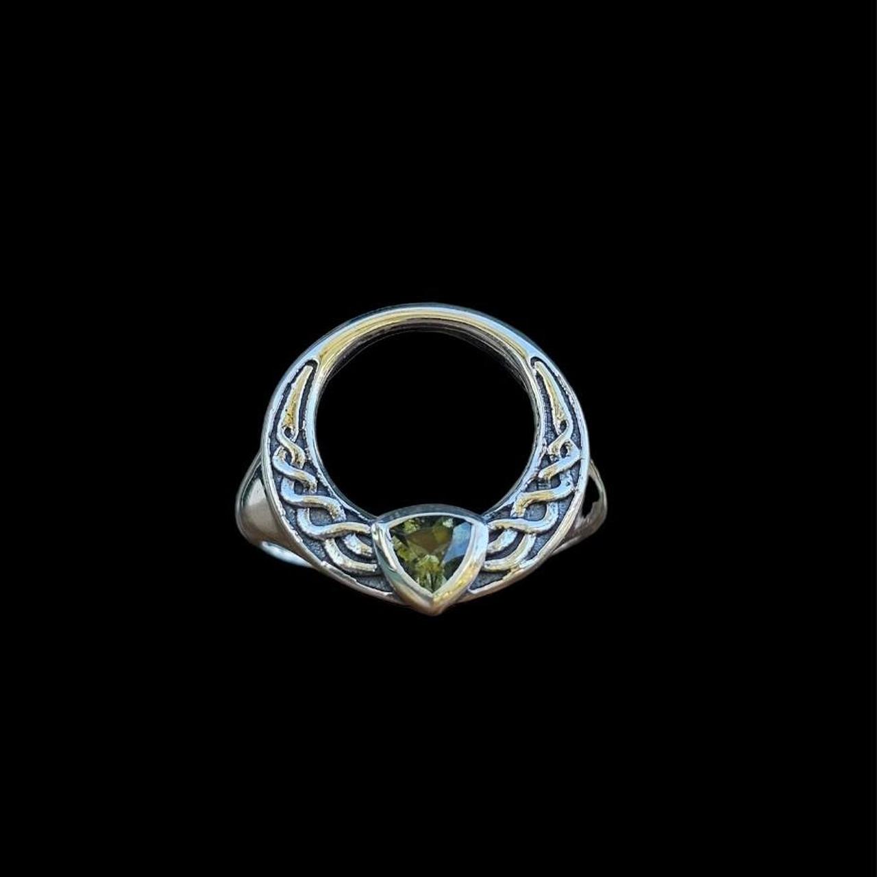 Faceted Moldavite Celtic Moon Ring Size 5 5 925 Depop