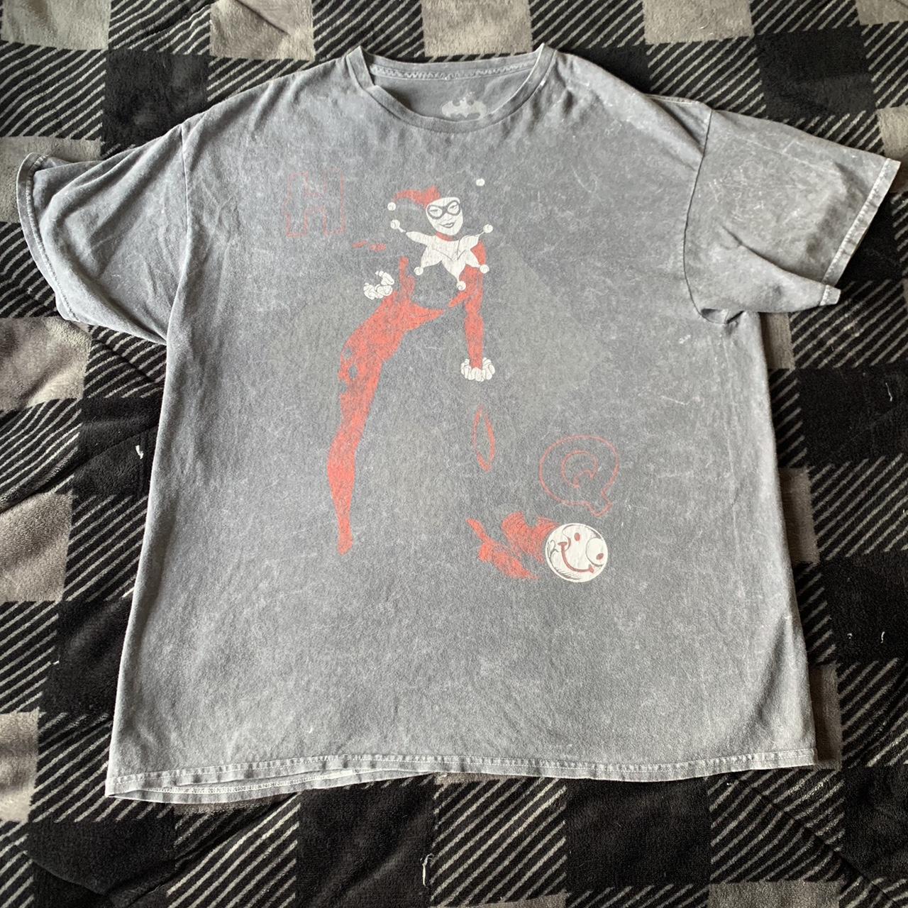 Men's Grey and Red T-shirt | Depop