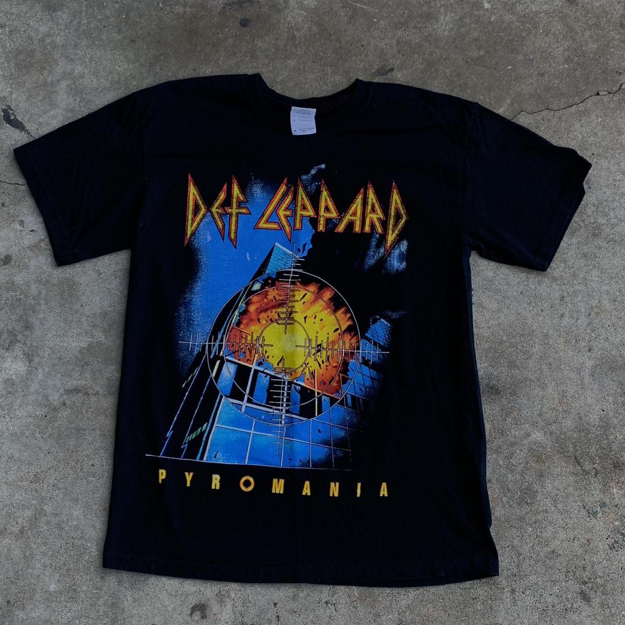 Def Leppard pyromania album tee Size M On a gild-an... - Depop