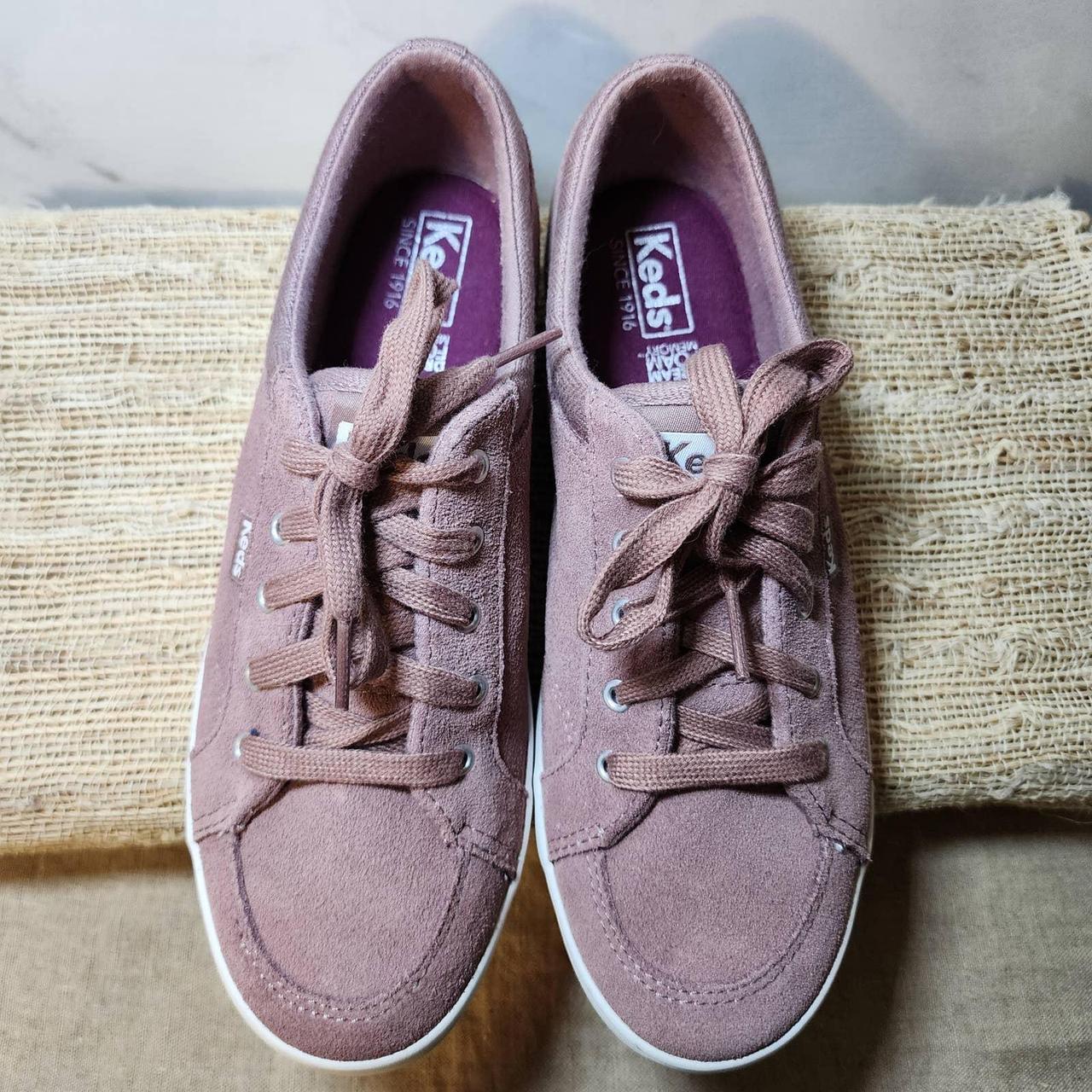 Slip on keds with on sale laces