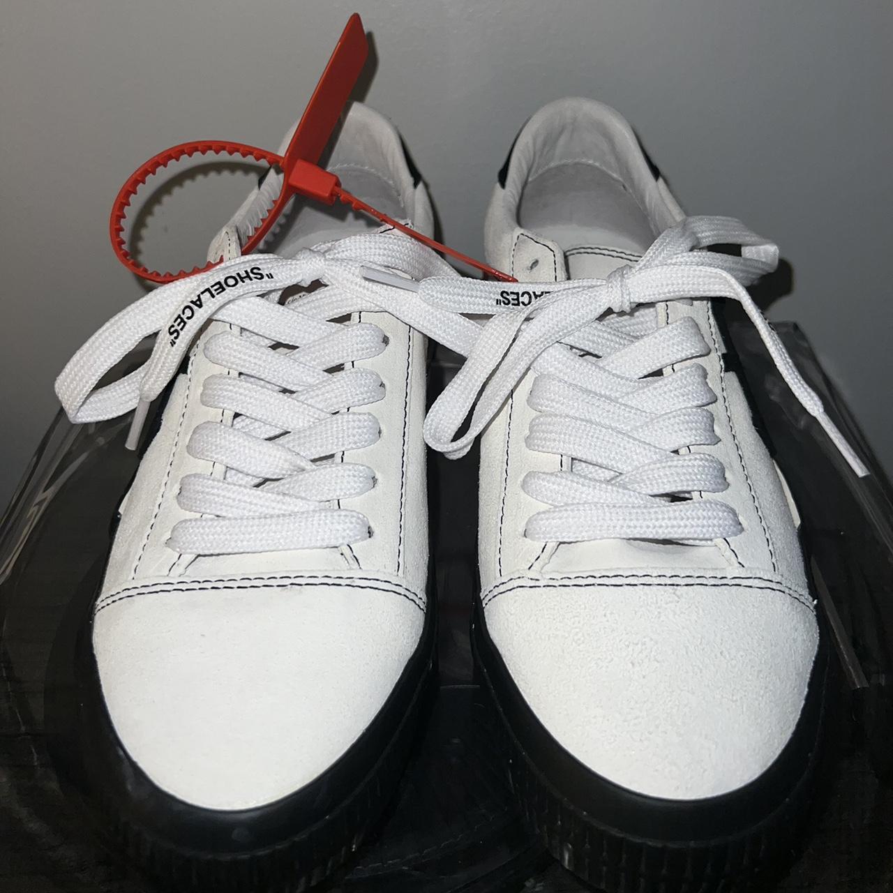 Fake off clearance white shoes cheap