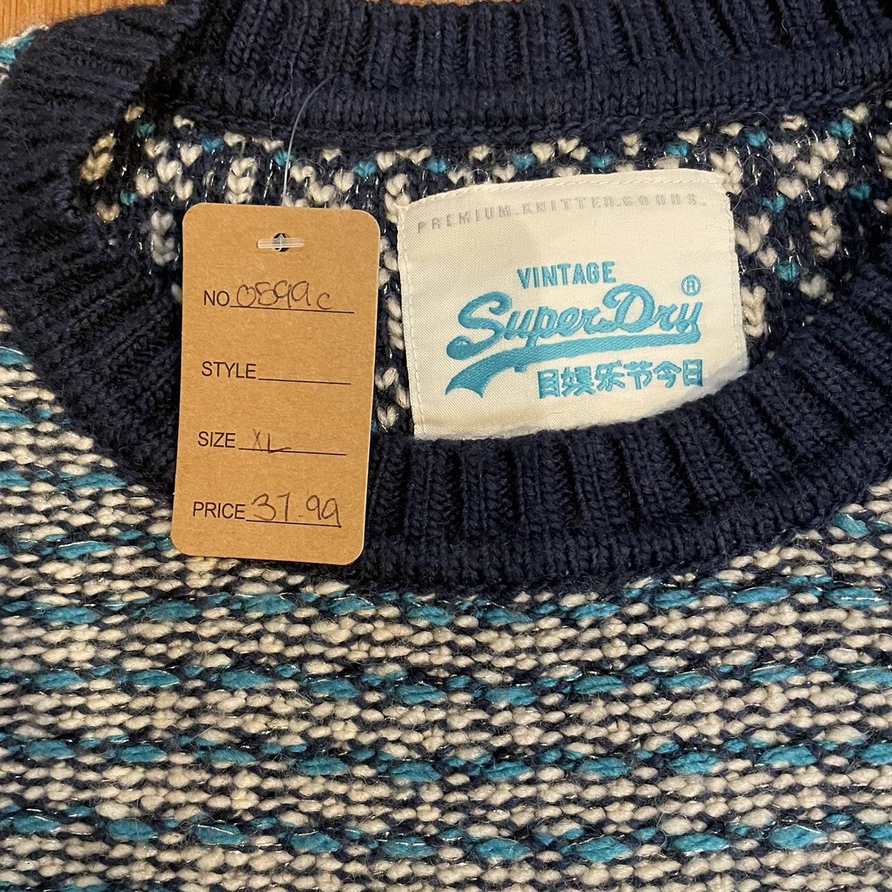 Superdry Women's Navy and Blue Jumper (3)