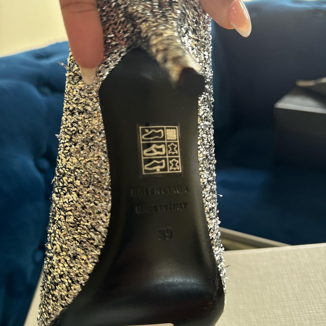 BALENCIAGA ナイフヒルミュル 785660WBDK0 8010 BALENCIAGA Knife Metallic Stiletto Mules Synthetic | Depop