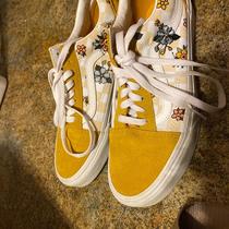 Vans with hot sale yellow flowers