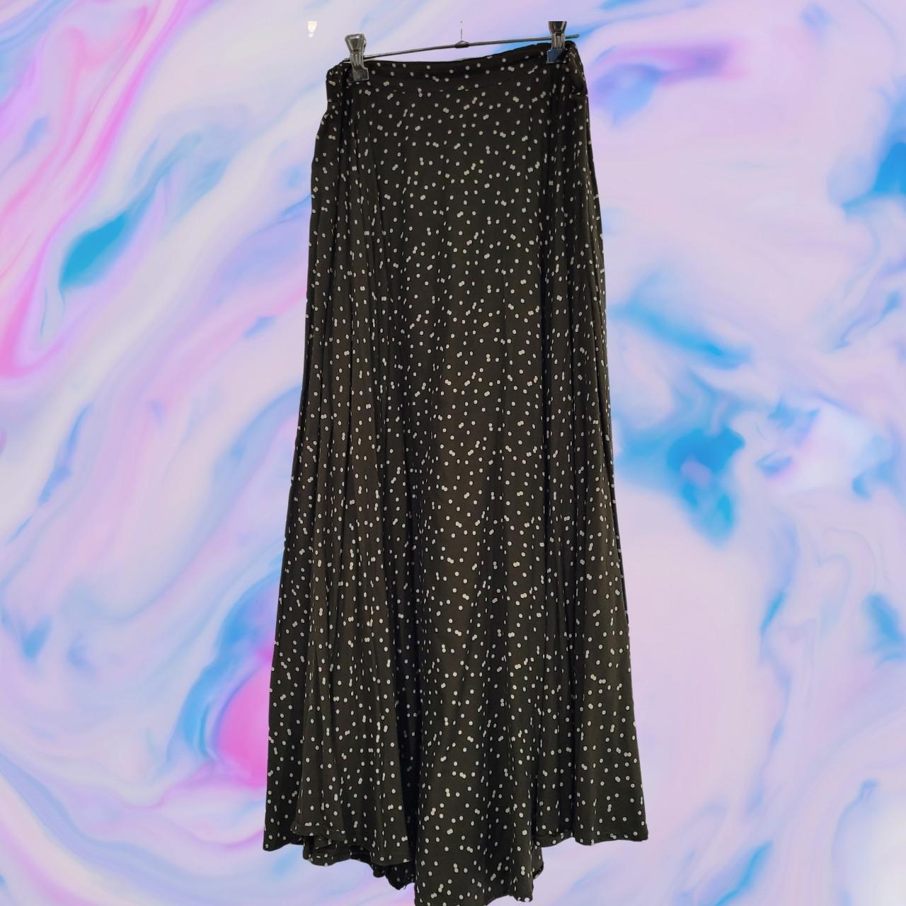 Tree of life Green poka dot skirt. Labelled a size... Depop