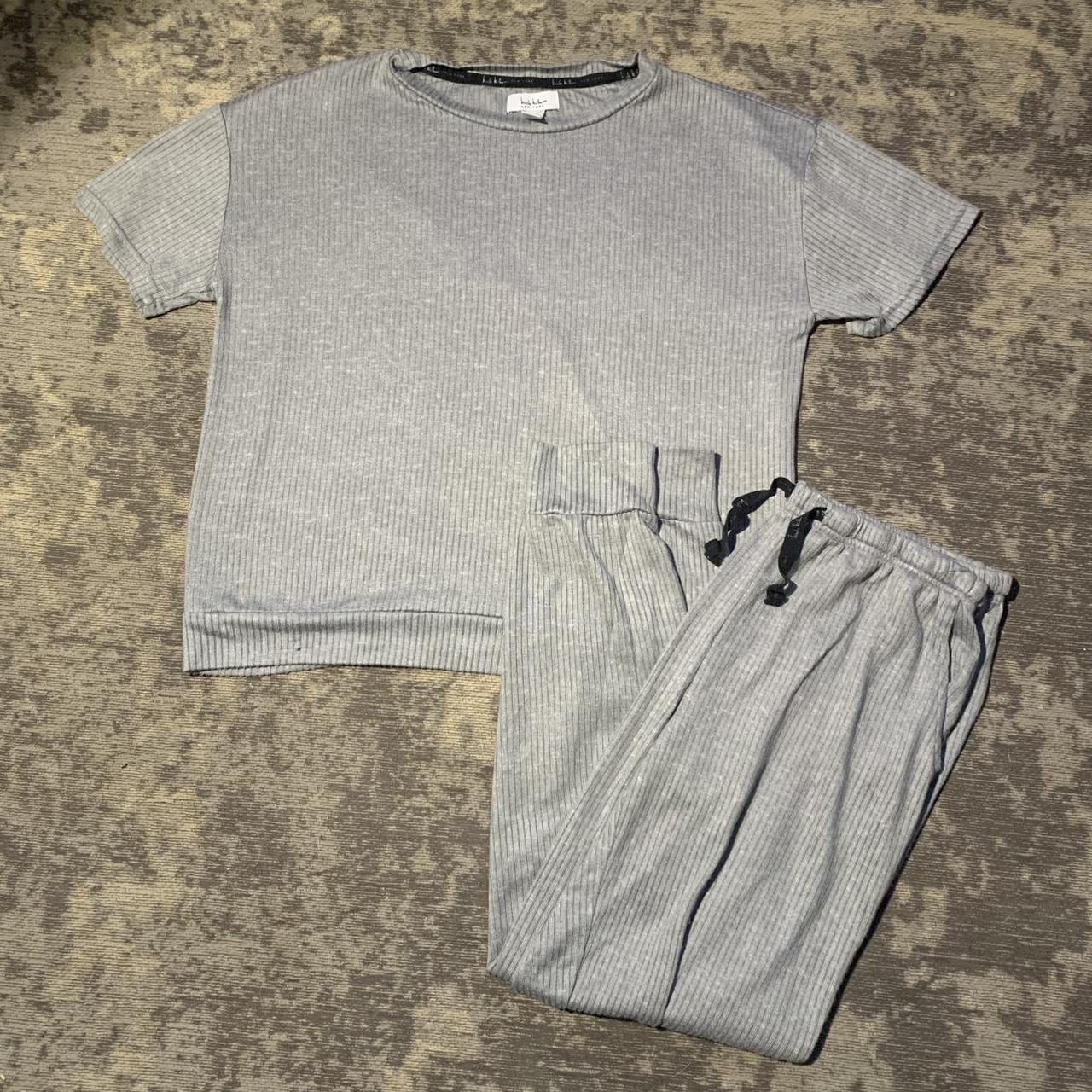 Nicole Miller matching pajamas size - medium... - Depop