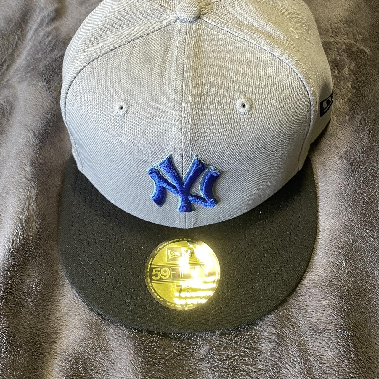 Yankees Fitted Hat 7 5/8 - Depop